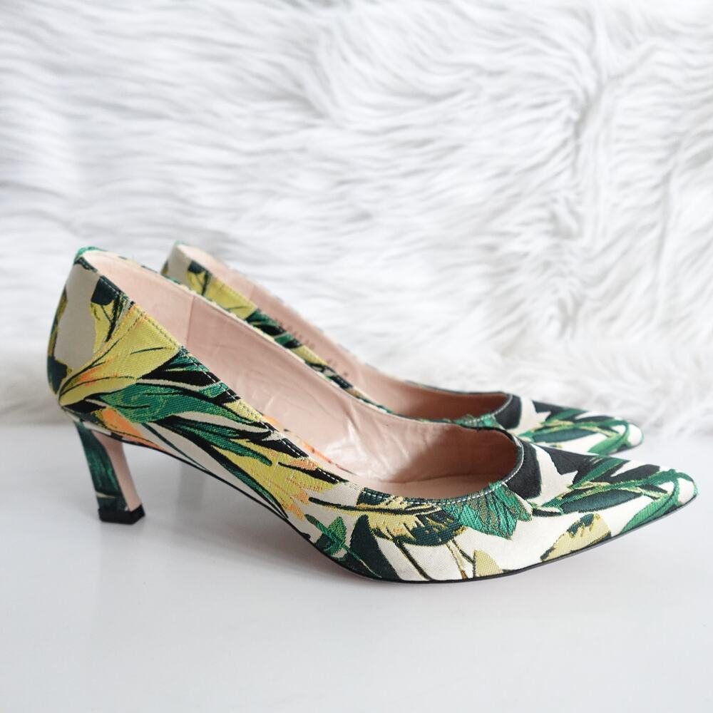 Stuart Weitzman Green Tropical Floral-Print Low Pumps